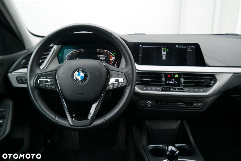 BMW Seria 1 118i Advantage - 16