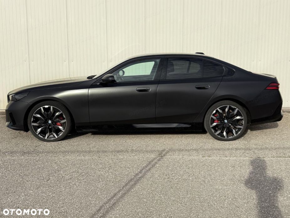 BMW Seria 5 540d xDrive mHEV M Sport - 3