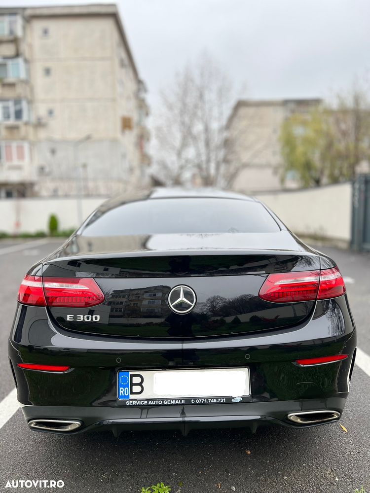 Mercedes-Benz E 300 Coupe 9G-TRONIC AMG Line - 13