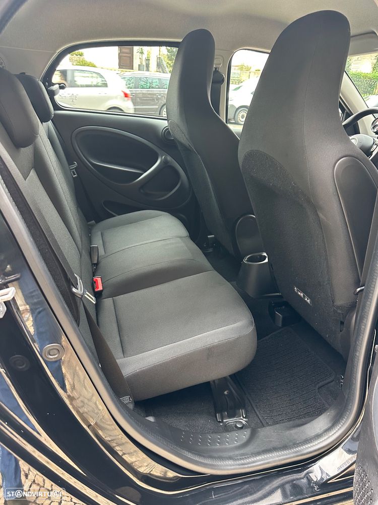 Smart ForFour Electric Drive Passion - 12