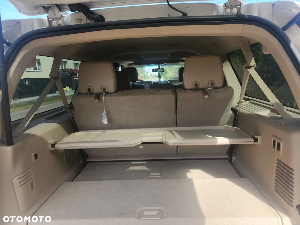 Lincoln Navigator 5.4 L 4x4 - 16