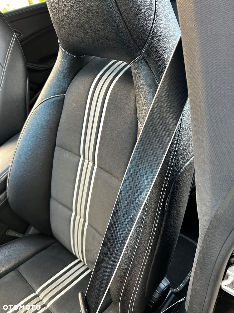 Mercedes-Benz CLA 220 d 7G-DCT Peak Edition - 18