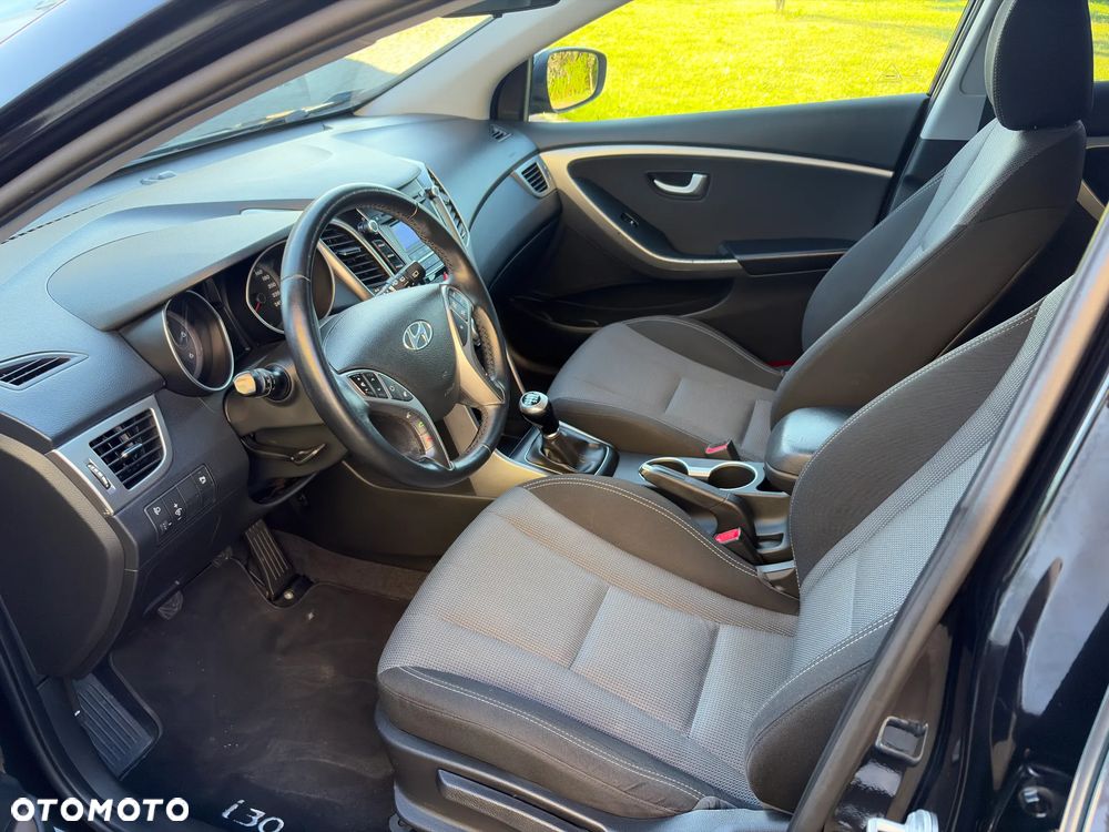 Hyundai i30 1.6 CRDi Classic - 28