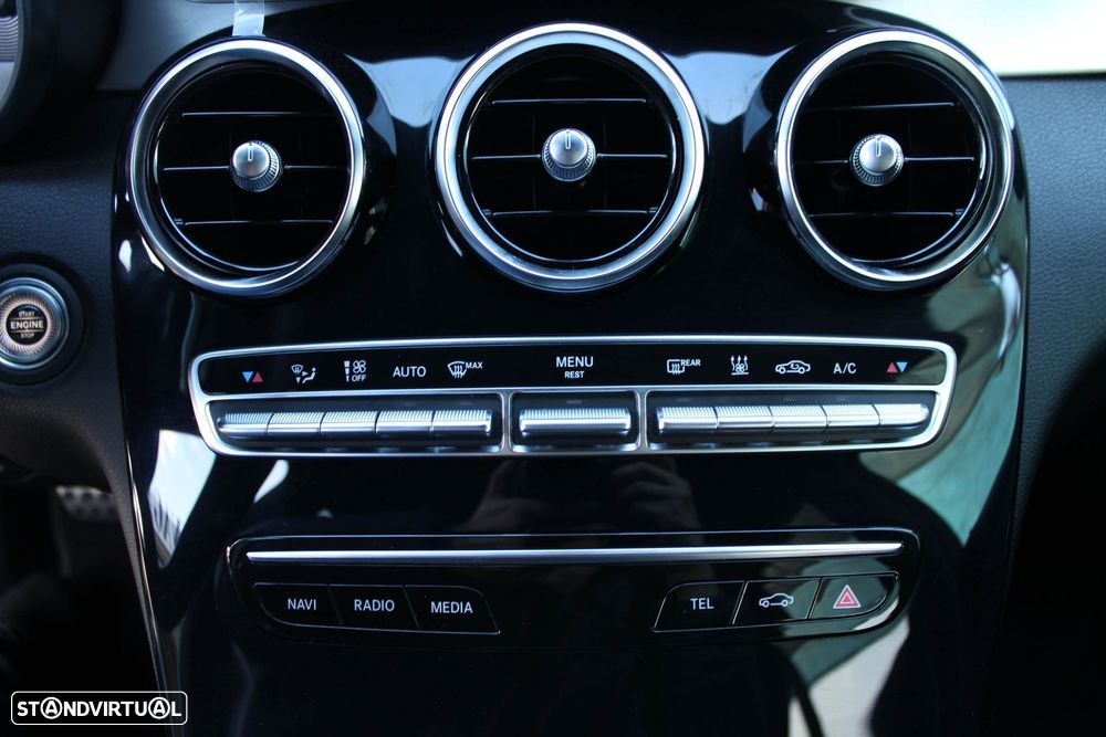 Mercedes-Benz C 300 de AMG Line - 20