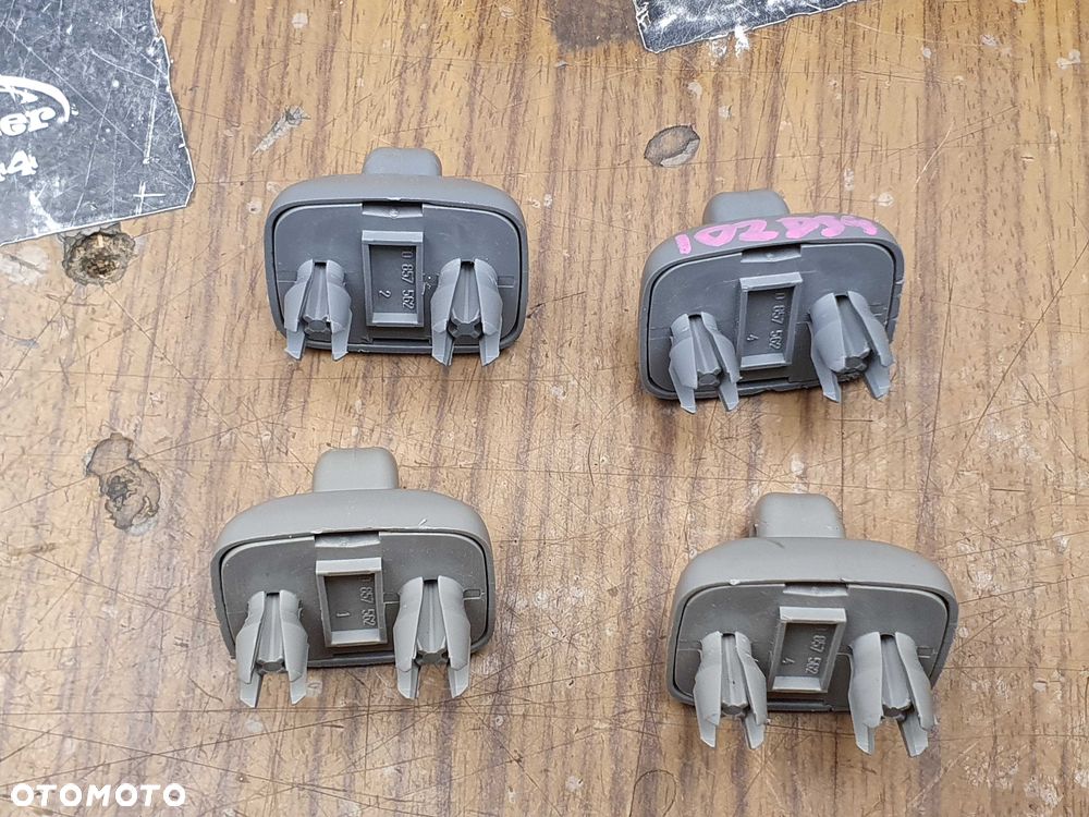 Uchwyt 8E0857563 Mocowanie Słonecznik Haczyk Podsufitka PlatinHell Aqua Osłona Słoneczna Daszek AUDI A4 B6 B7 - 2