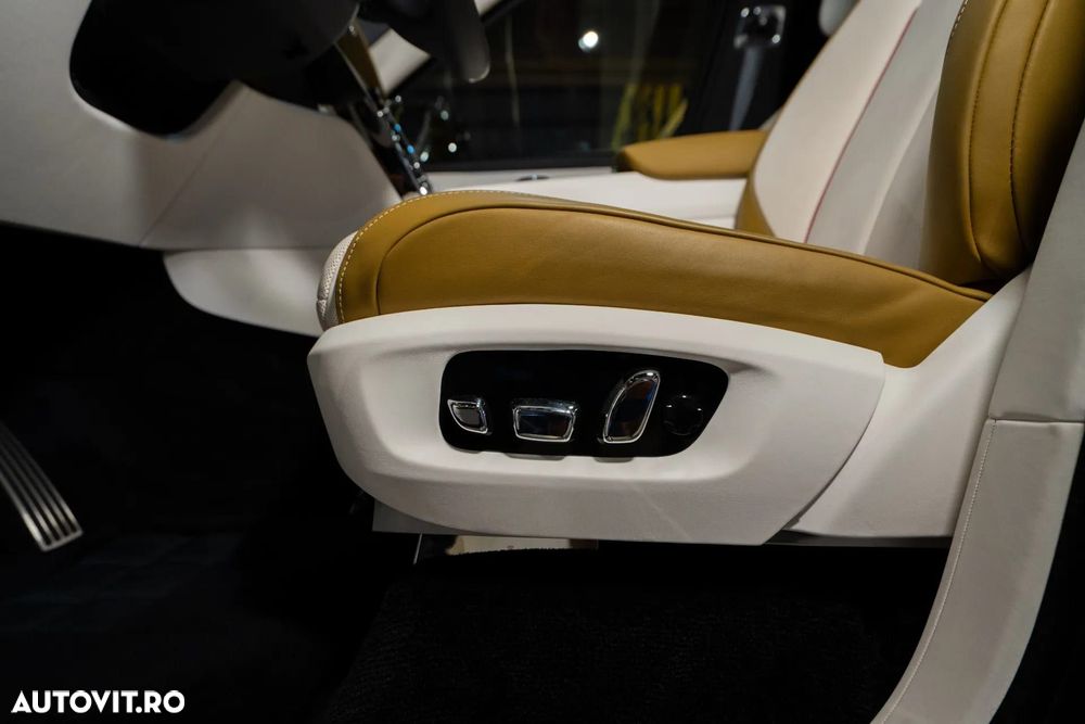 Rolls-Royce Cullinan - 39