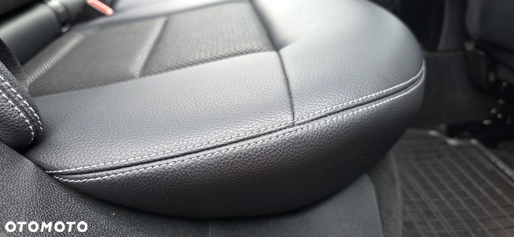 Mercedes-Benz Klasa E 200 7G-TRONIC Avantgarde - 12