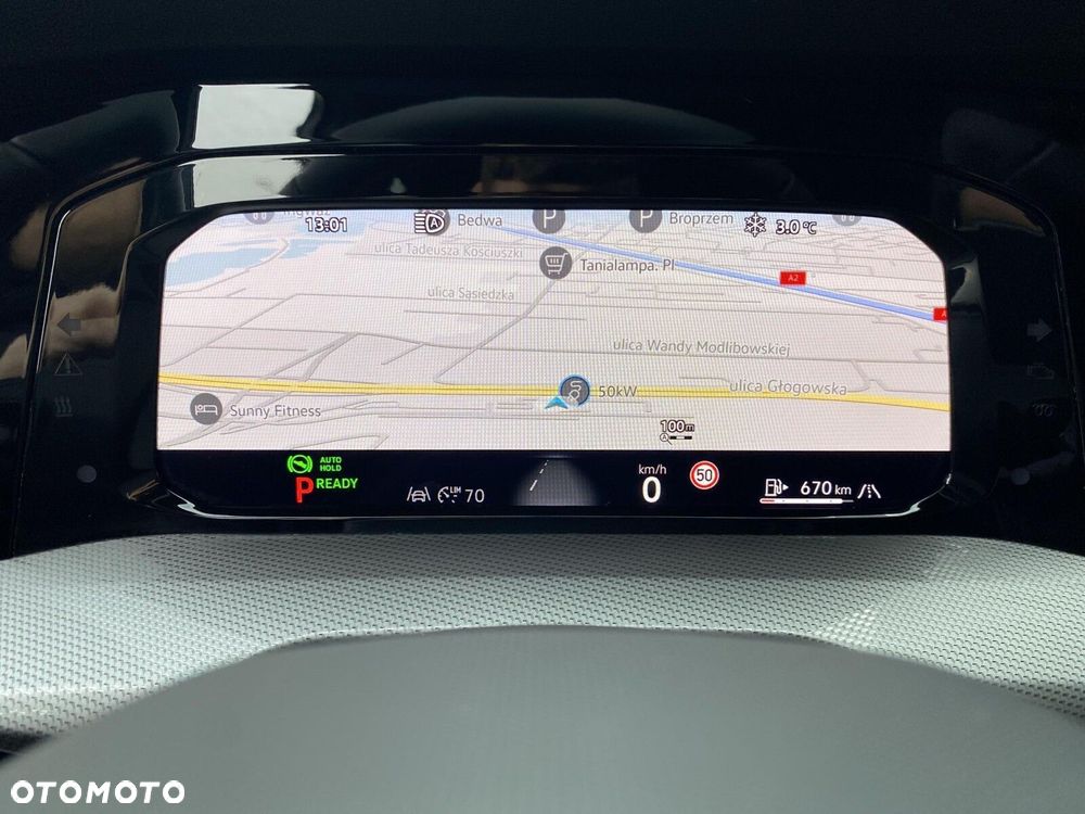 Volkswagen Golf - 34