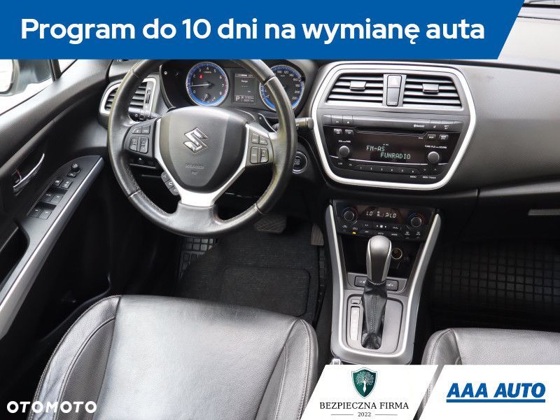 Suzuki SX4 S-Cross - 8