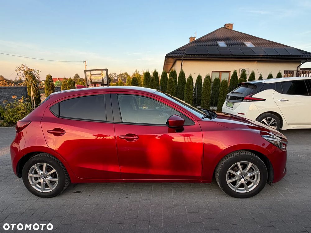 Mazda 2 - 3