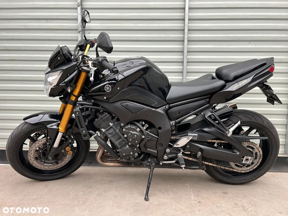 Yamaha FZ8 - 4
