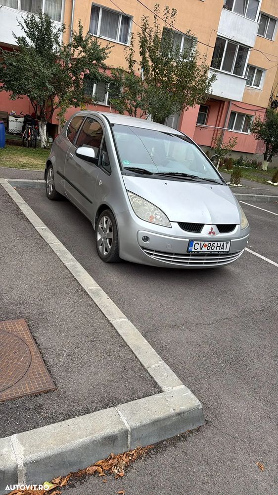 Mitsubishi Colt - 2