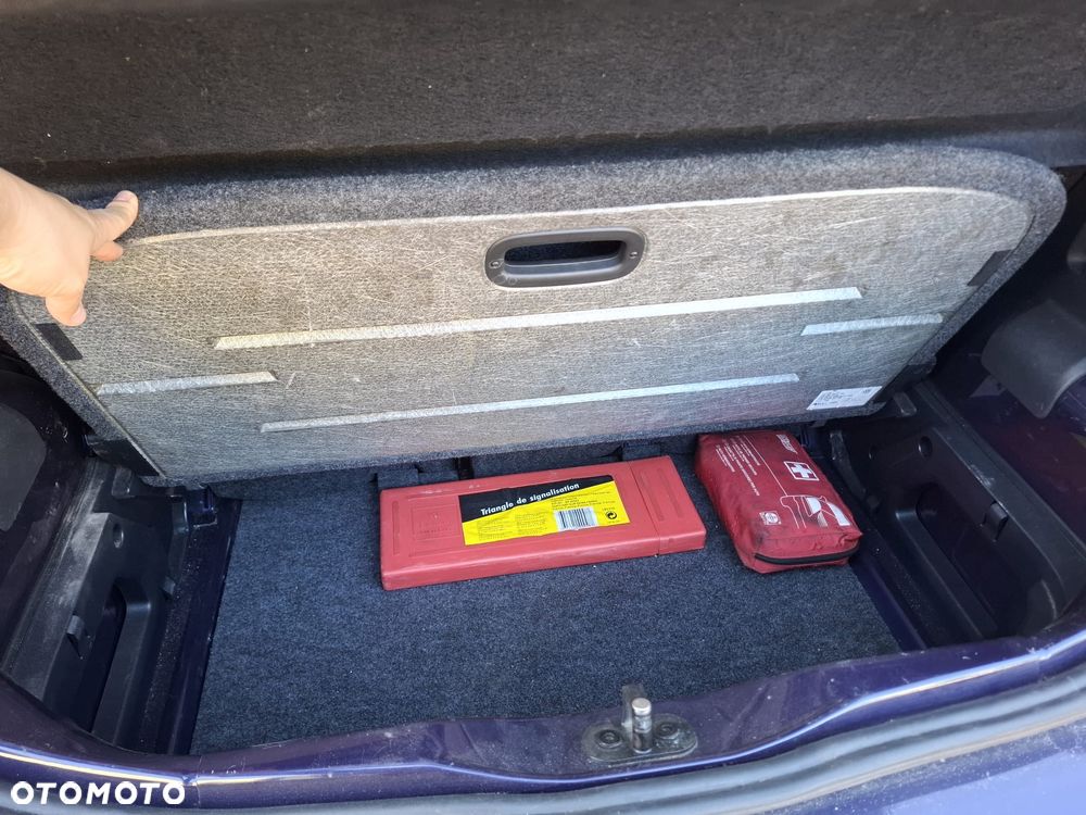 Volkswagen up! - 12