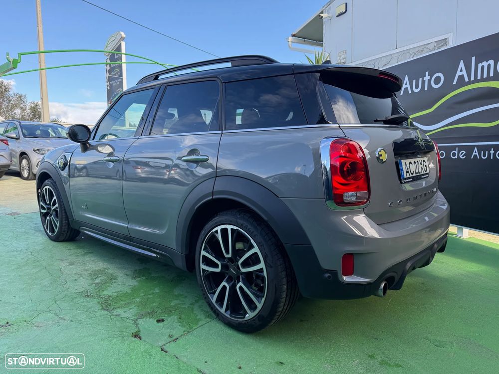 MINI Countryman Cooper SE ALL4 Auto - 7