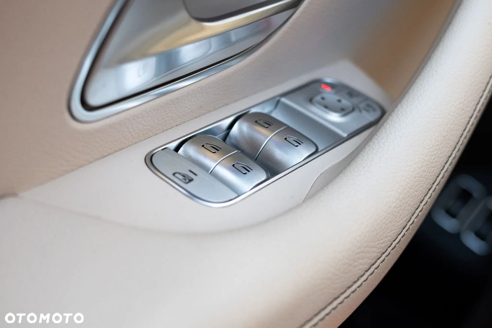 Mercedes-Benz GLE - 25