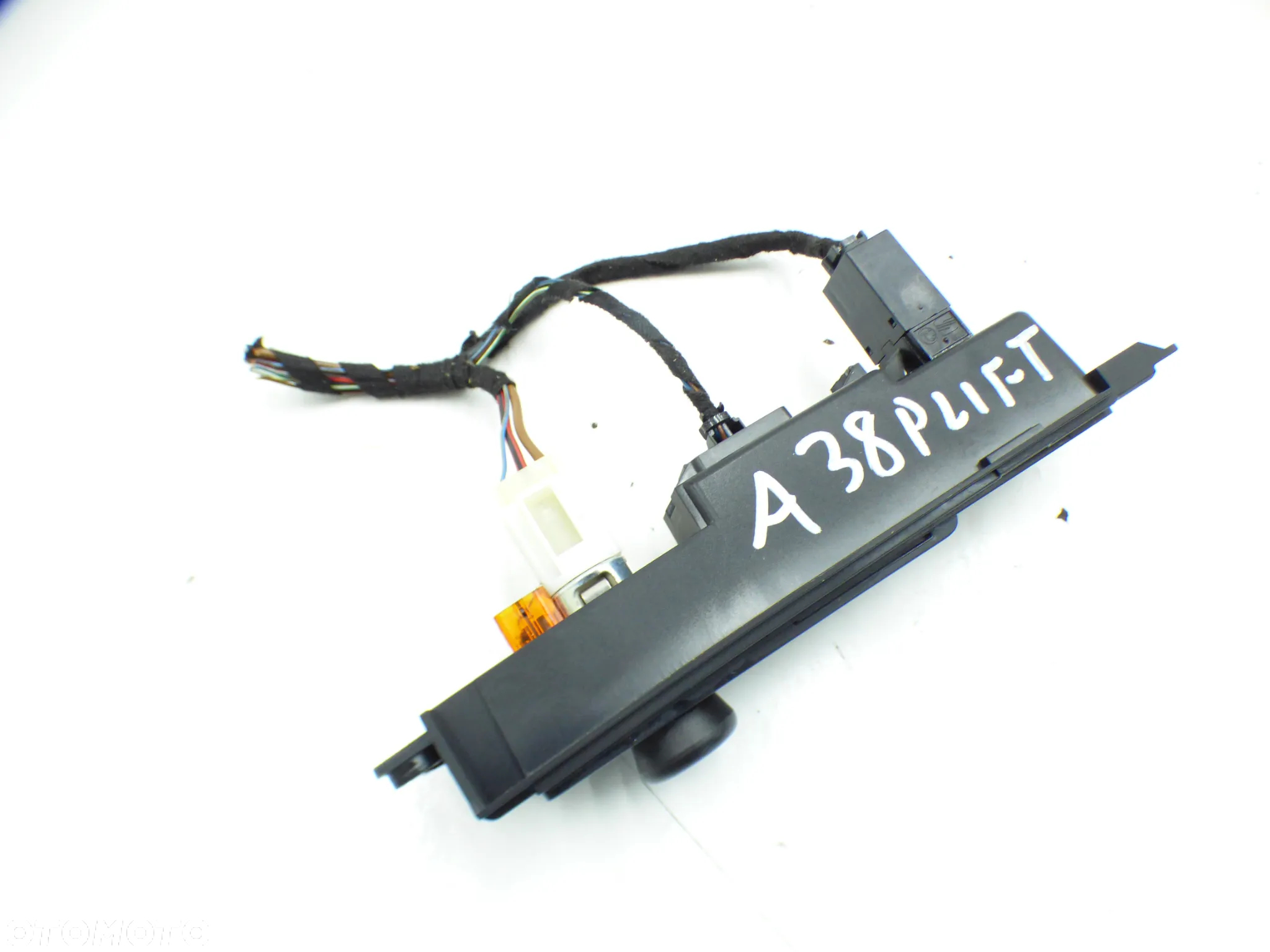 AUDI A3 8P CABRIO PRZEŁĄCZNIK PRZYCISK OTWIERANIA DACHU ZAPALNICZKA PANEL 8P0863284C GORLICE - 3