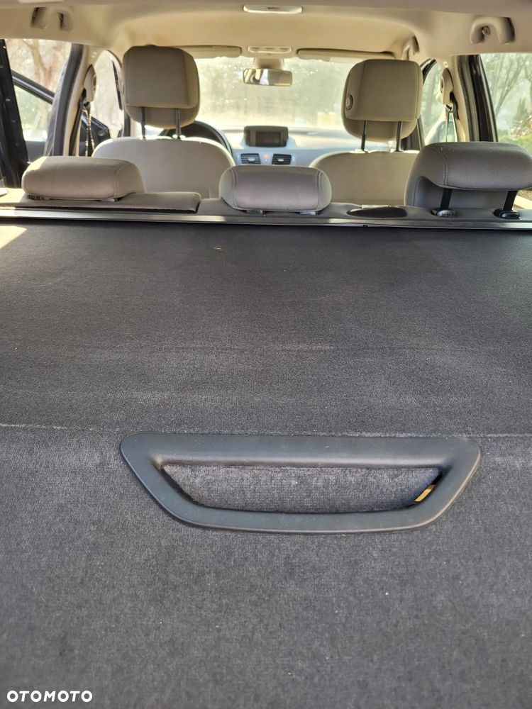 Renault Megane 1.5 dCi Expression - 9