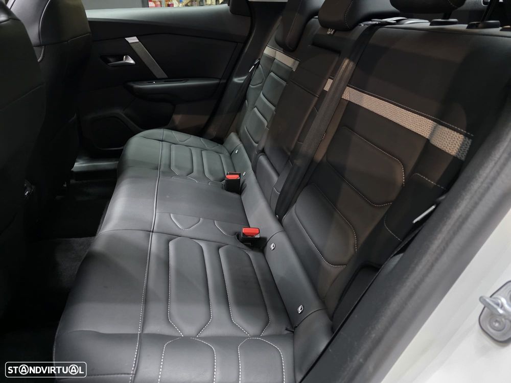 Citroën e-C4 X Shine Pack - 17
