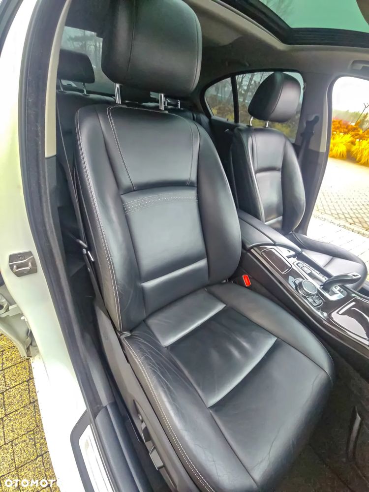 BMW Seria 5 535i xDrive Luxury Line - 22