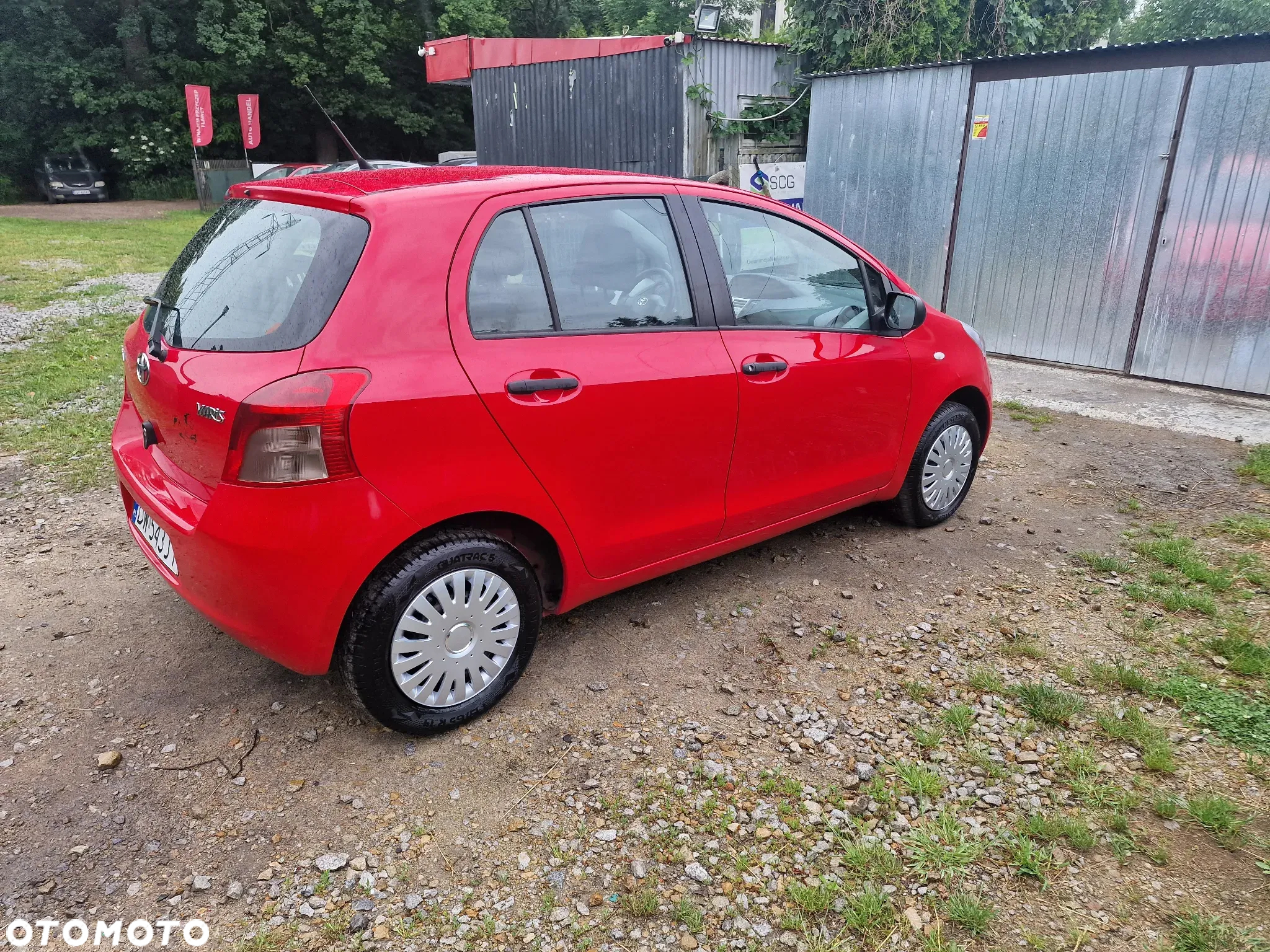 Toyota Yaris 1.0 Luna A/C - 12