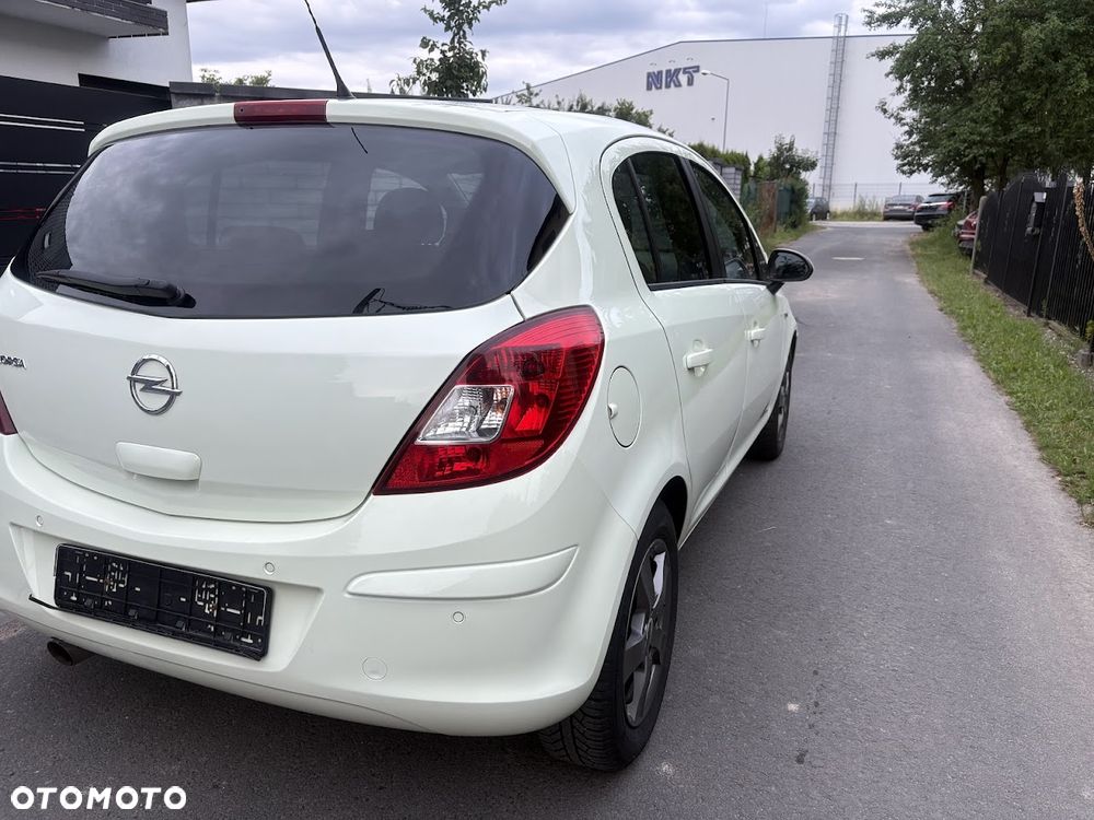 Opel Corsa 1.4 T Color Edition S&S - 14