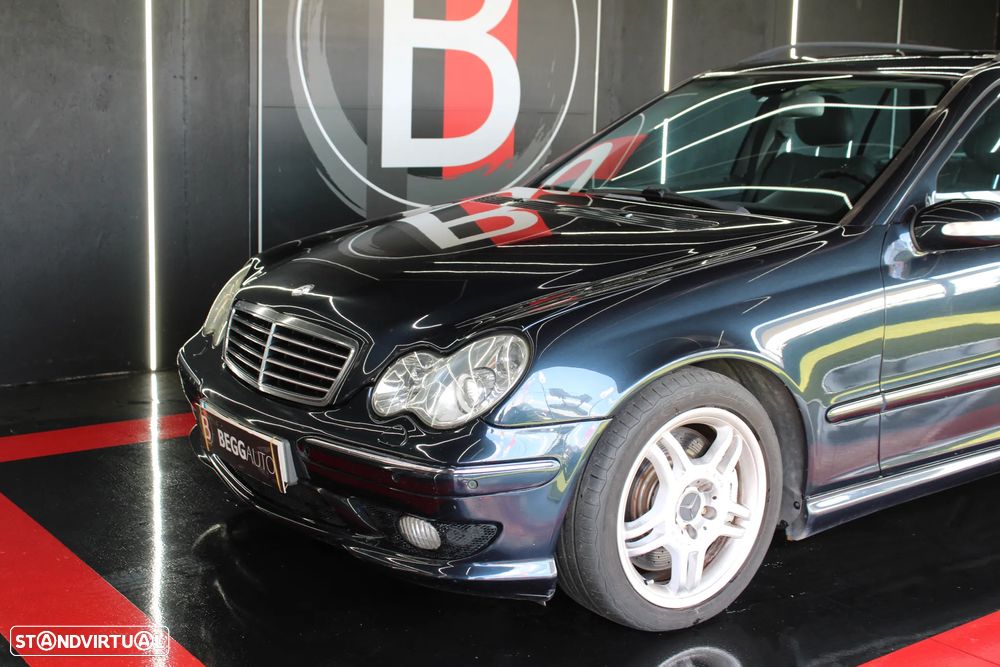 Mercedes-Benz C 30 AMG T CDI - 29
