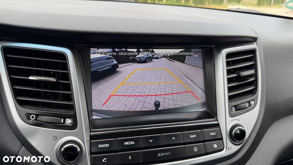 Hyundai Tucson 1.7 CRDI BlueDrive Style 2WD - 19