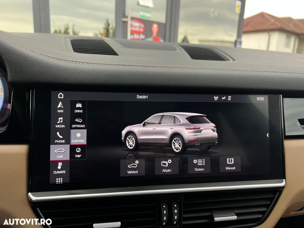 Porsche Cayenne - 33
