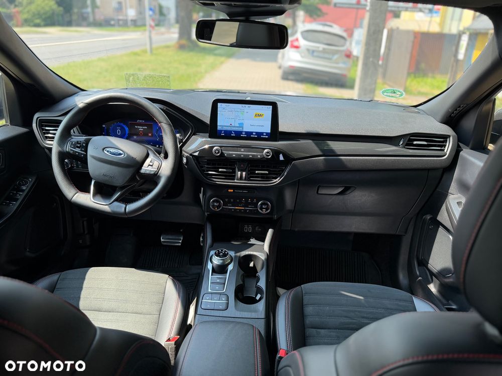 Ford Kuga 2.0 EcoBlue 4x4 ST-LINE X - 21