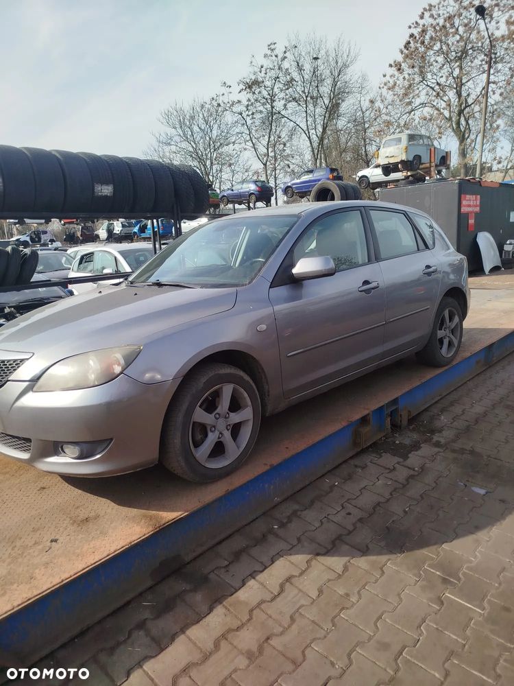 Mazda 3 na części - 3