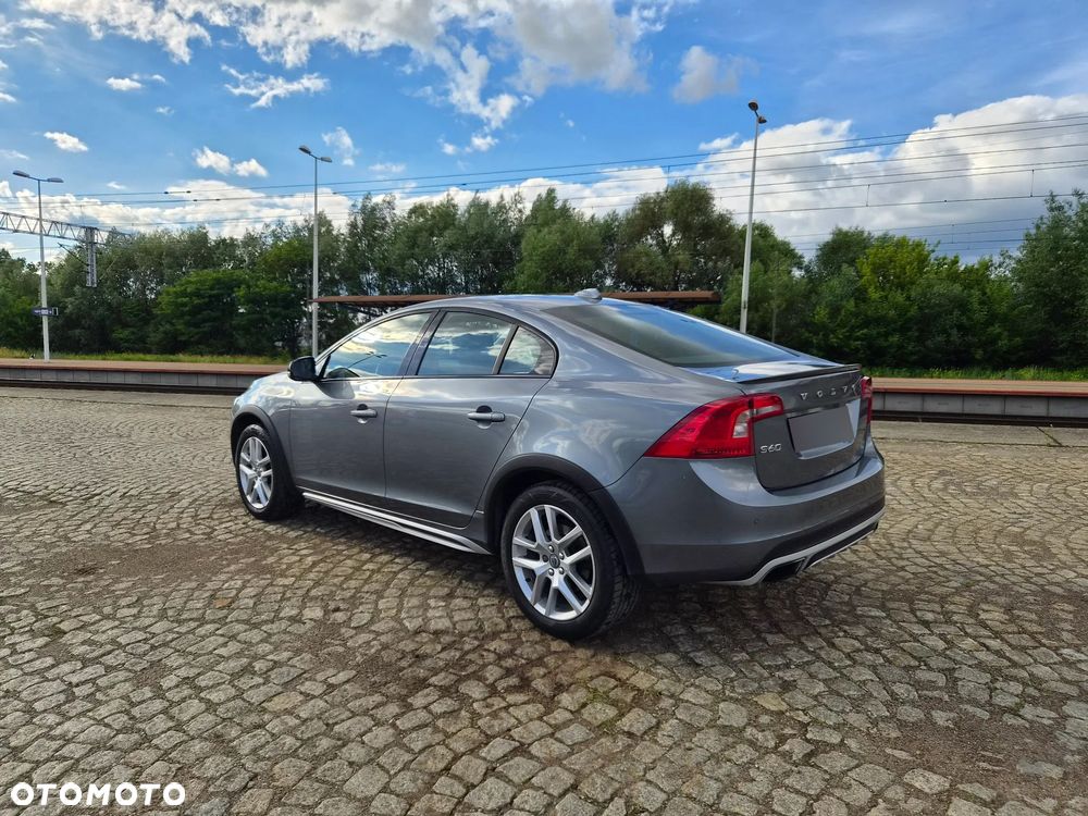 Volvo S60 T5 Drive-E Dynamic Edition (Momentum) - 5