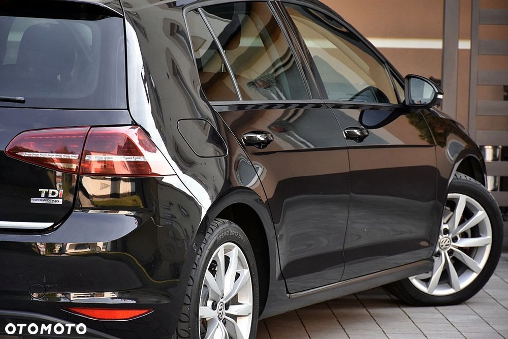 Volkswagen Golf 1.6 TDI DPF BlueMotion - 11