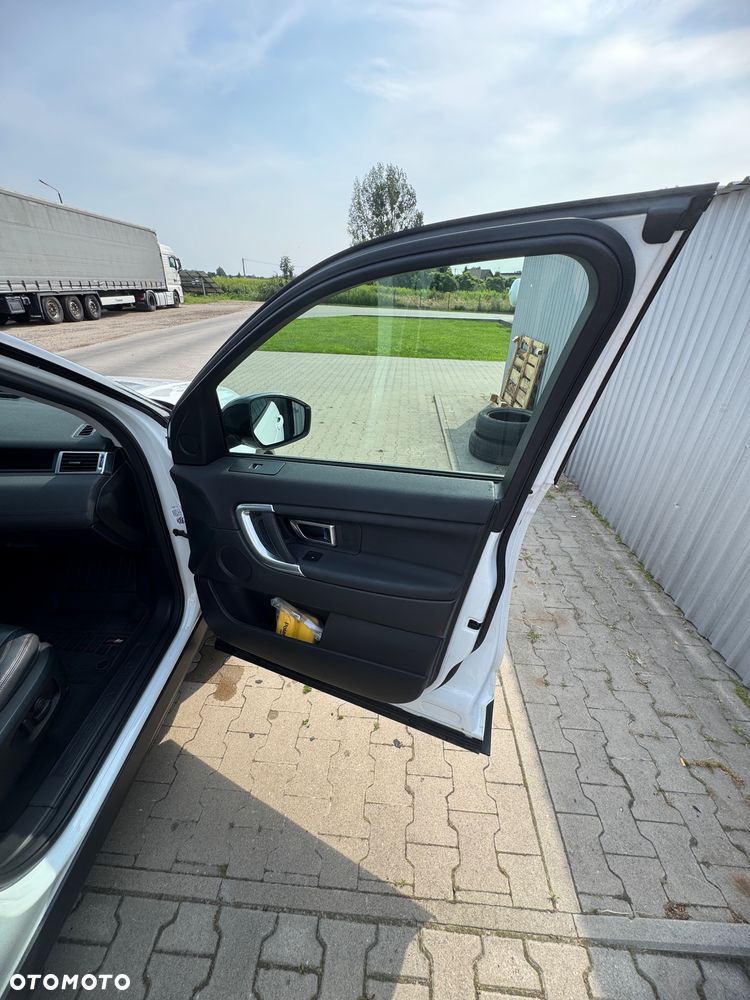 Land Rover Discovery Sport 2.0 TD4 HSE - 25