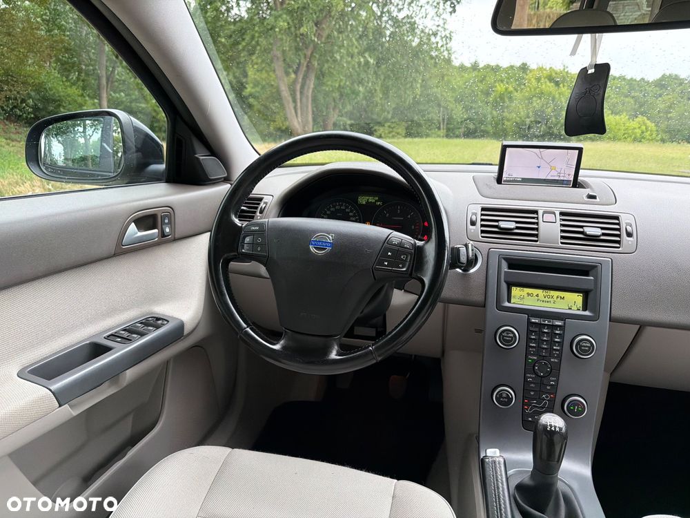 Volvo V50 1.6D - 19