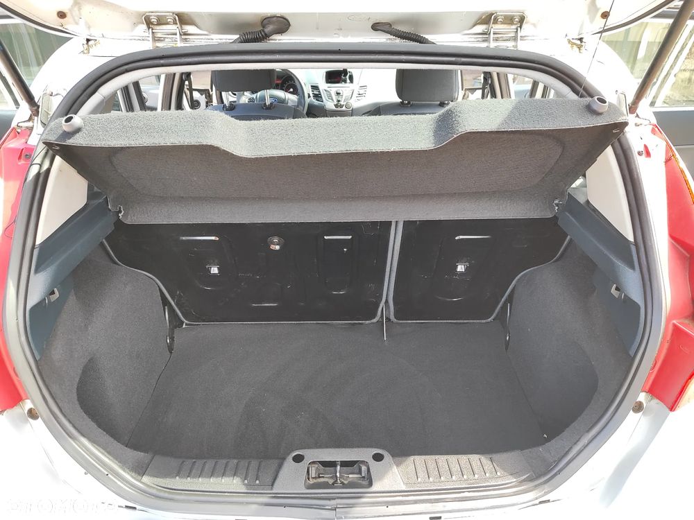 Ford Fiesta 1.25 Silver X Plus - 16