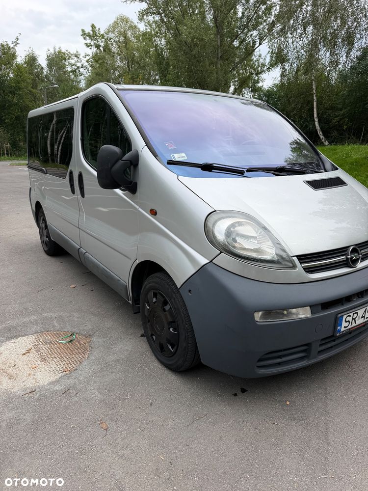 Opel Vivaro - 2