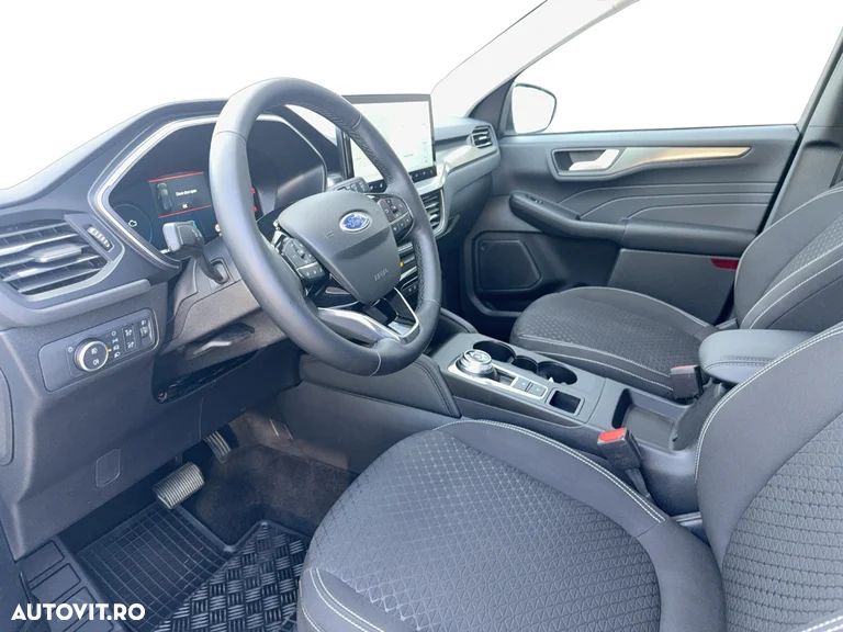 FORD Kuga 2025 — imagine 9