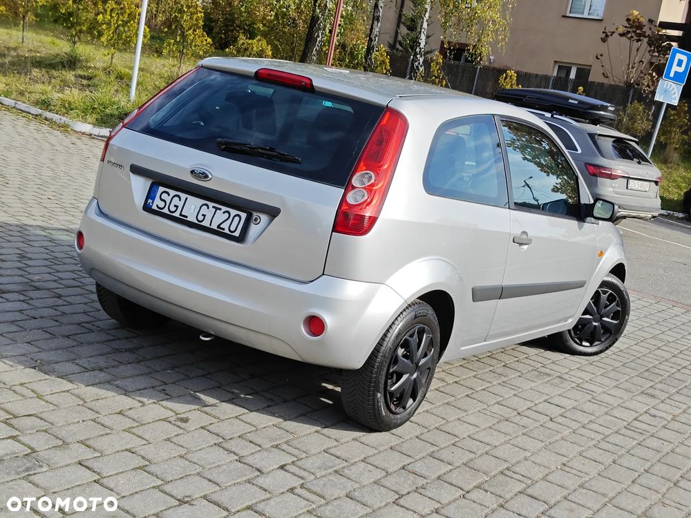 Ford Fiesta 1.3 We will Rock You - 5