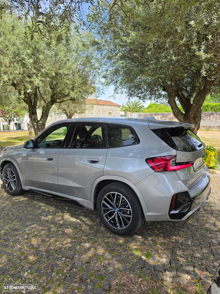 BMW iX1 xDrive30 Pack Desportivo M - 3