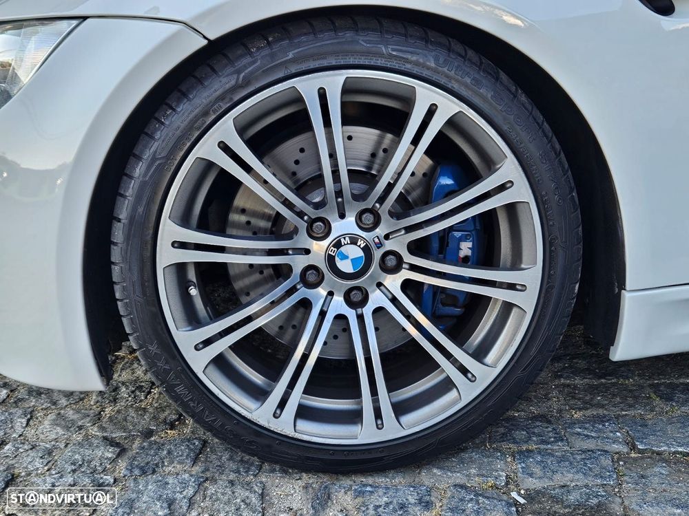 BMW M3 Auto - 34
