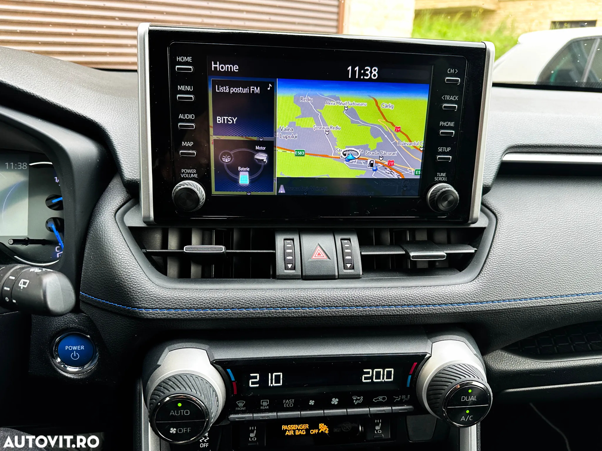 Toyota RAV4 2.5 4x4 Hybrid Lounge - 17