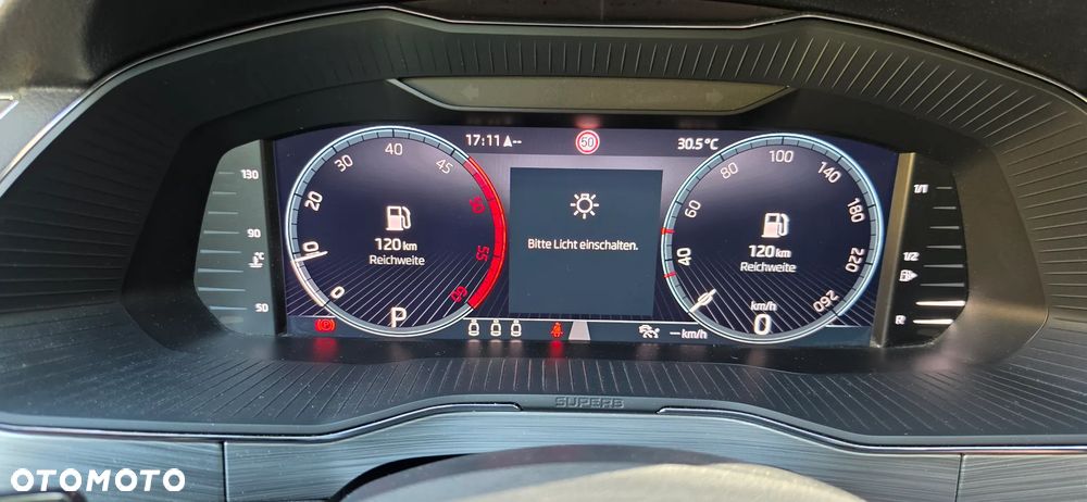 Skoda Superb 2.0 TDI DSG Active - 20