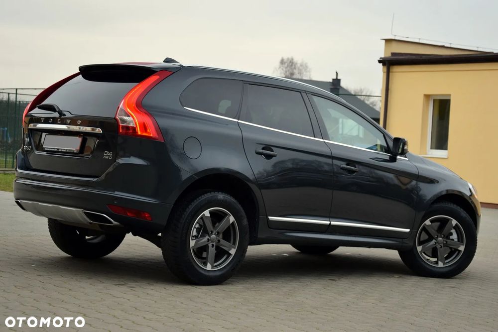 Volvo XC 60 D4 AWD Geartronic Momentum - 5