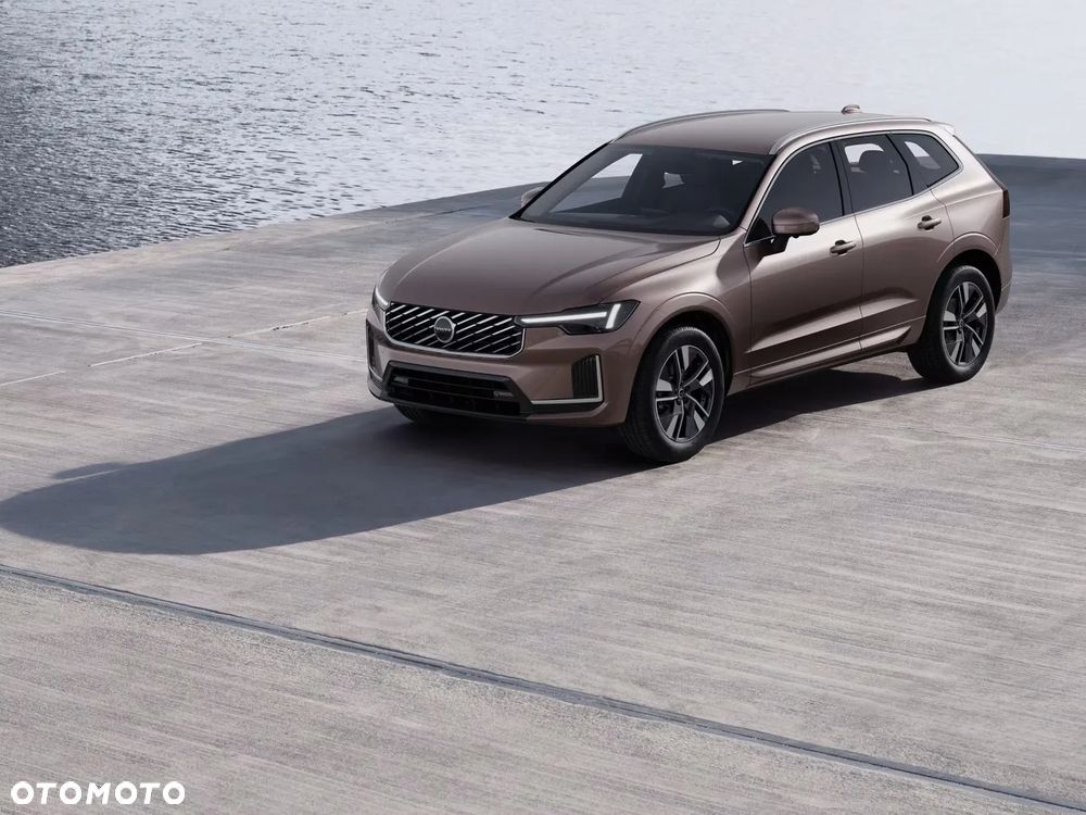 Volvo XC 60 B5 B AWD Plus Dark - 3