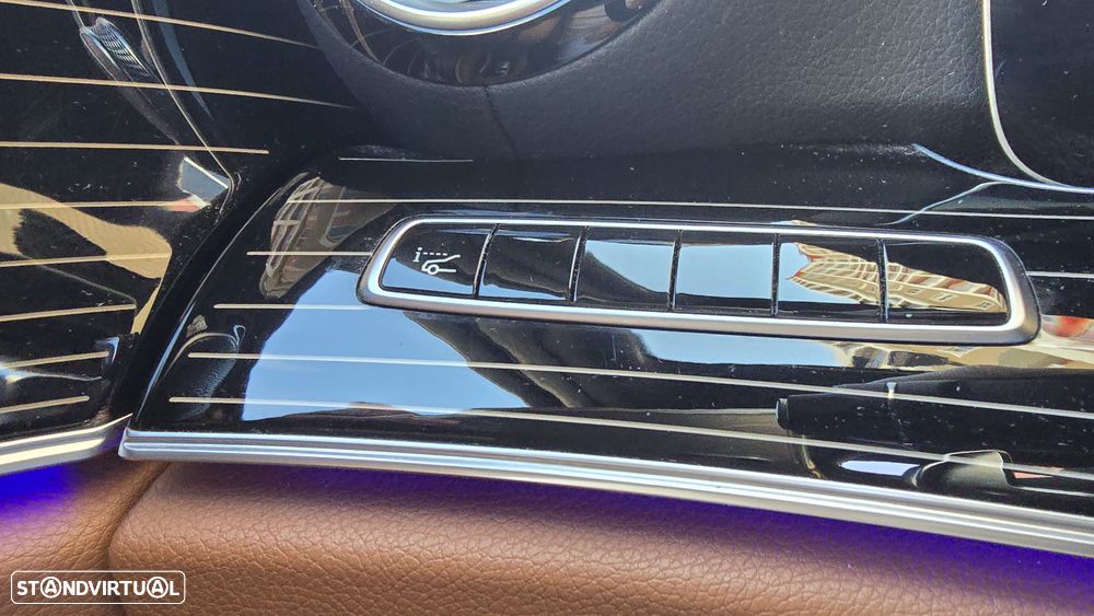 Mercedes-Benz E 220 d AMG Line - 29