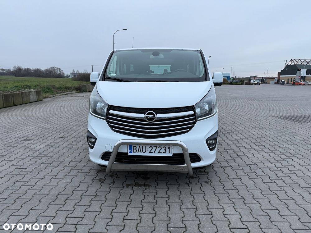 Opel Vivaro - 2