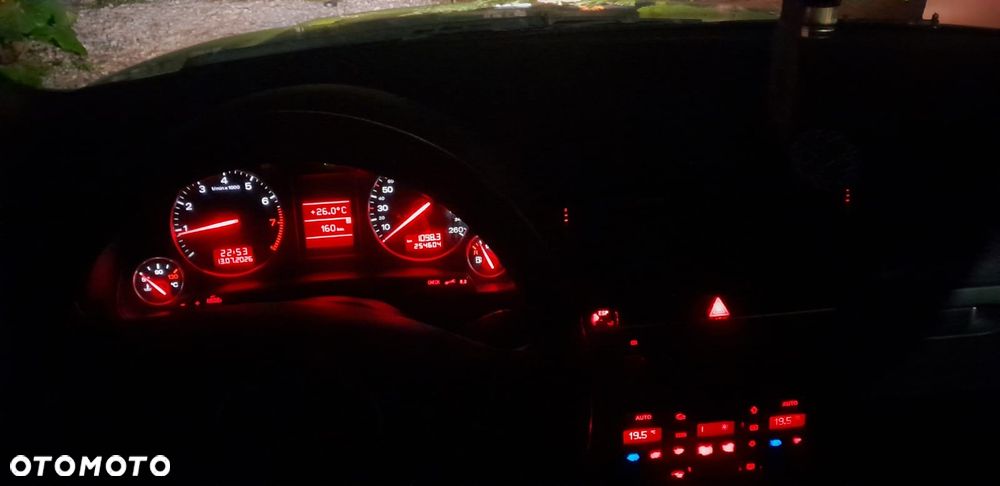 Audi A4 Limousine 1.6 - 3
