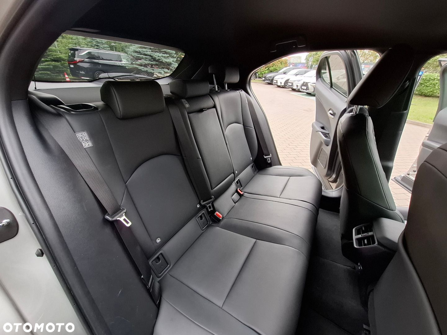 Lexus UX 250h GPF F Impression 2WD - 25