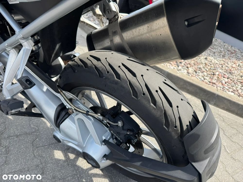 BMW R - 9