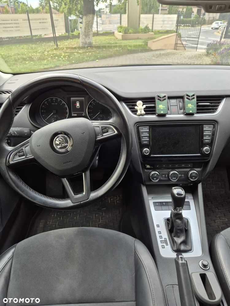 Skoda Octavia 2.0 TDI Elegance DSG - 14